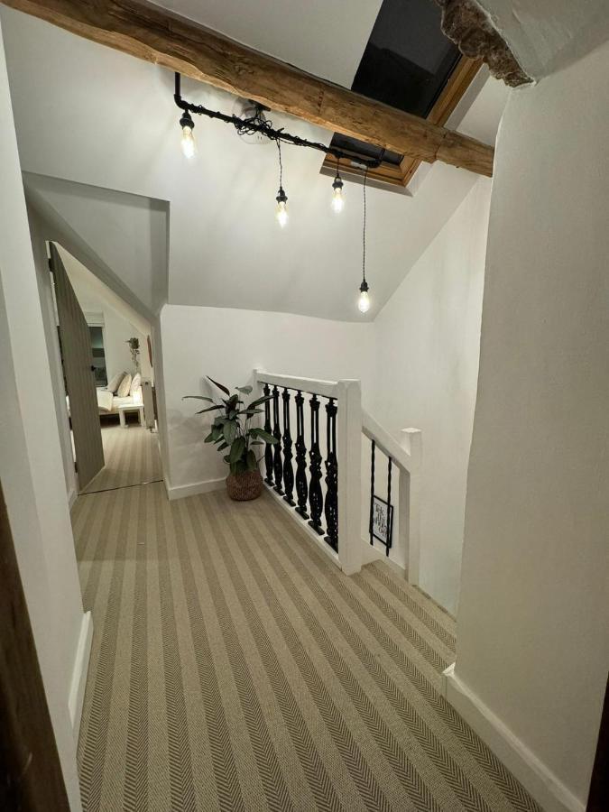 Lyndale Villa Taxal Exteriör bild