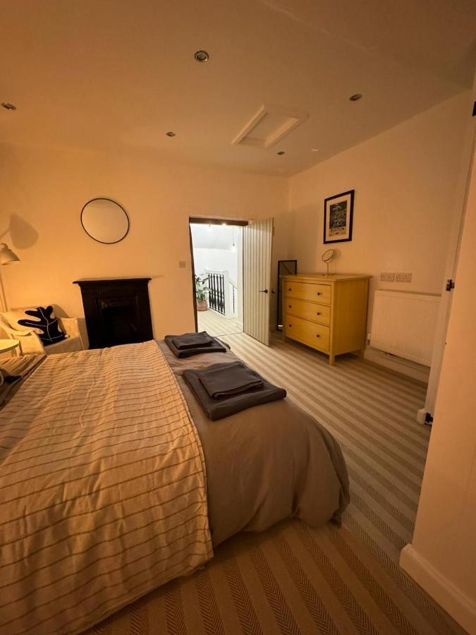 Lyndale Villa Taxal Exteriör bild